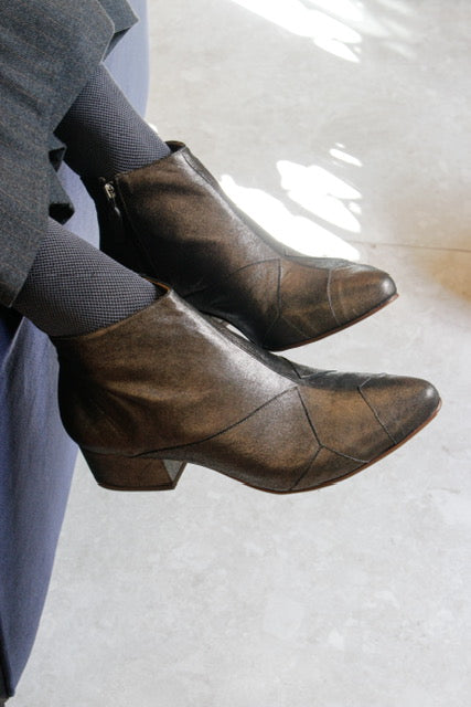 Bota Recortes Aço