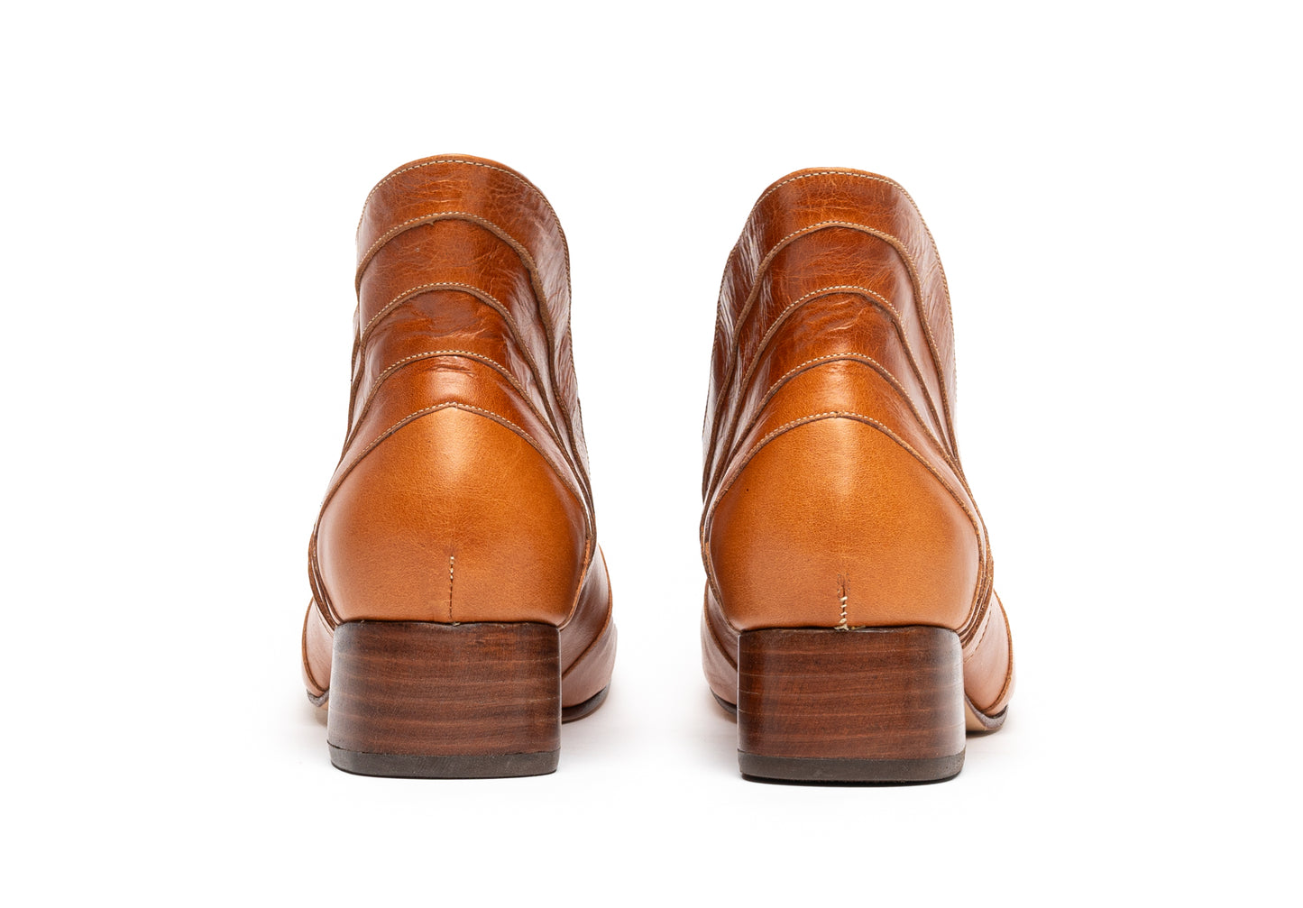 Bota Recortes Caramelo