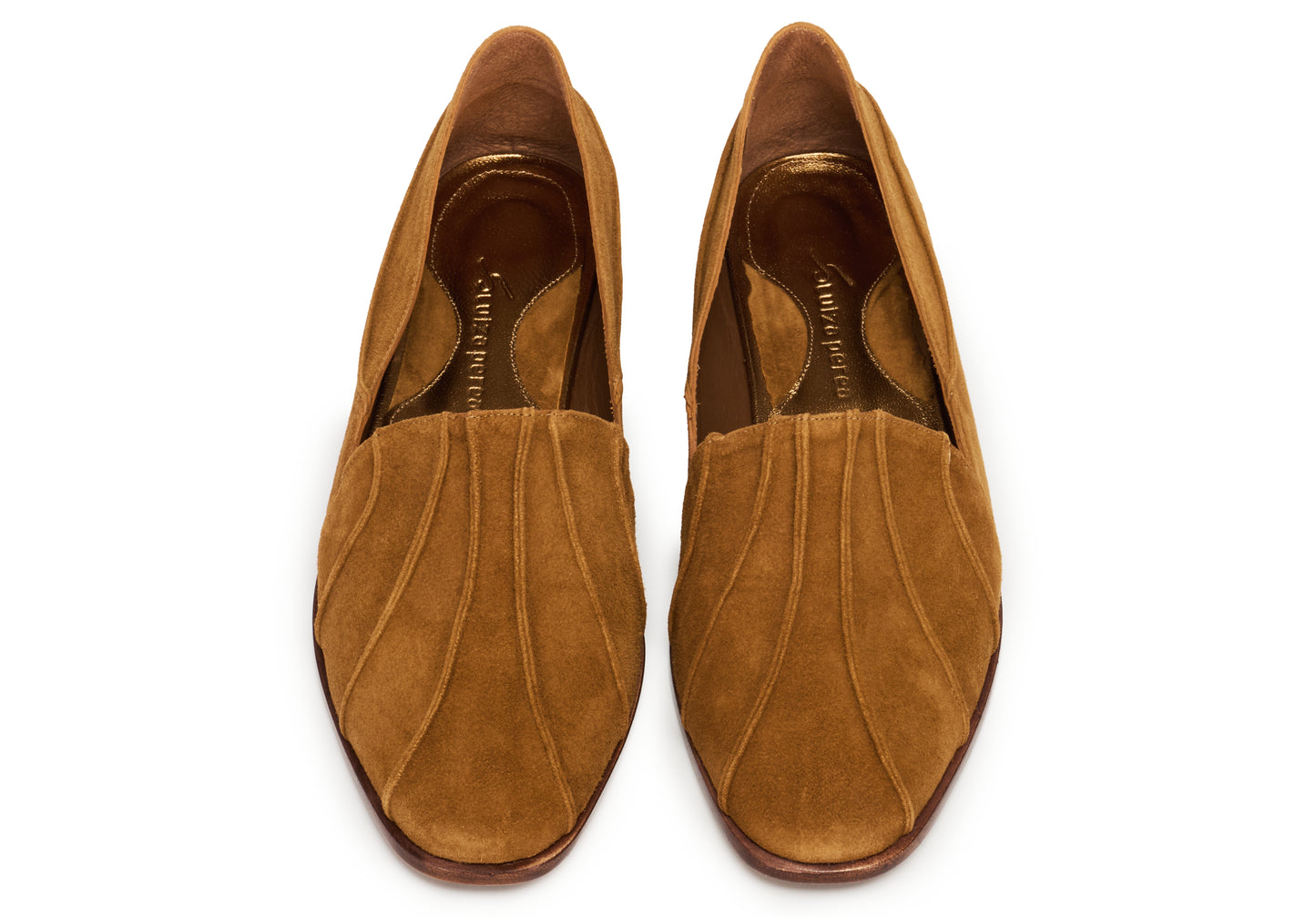 mocassim classico de camurça caramelo
