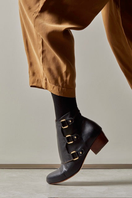 Bota Girassol Preta