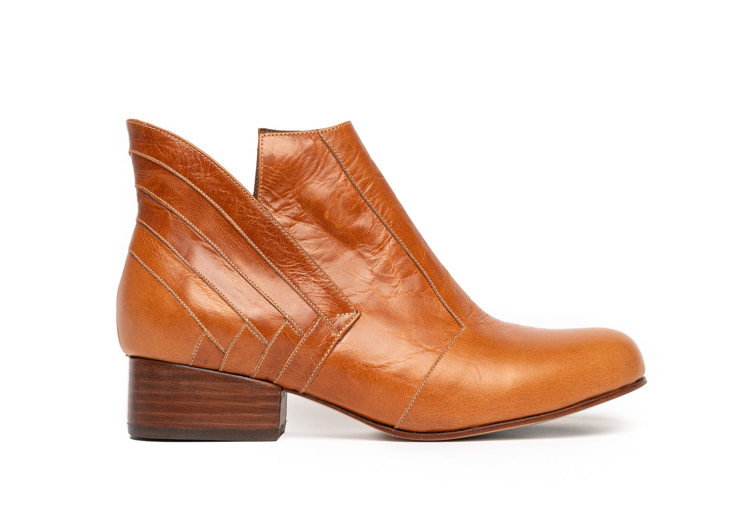 Bota Recortes Caramelo