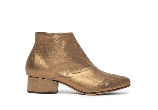 Bota Recortes Marrone