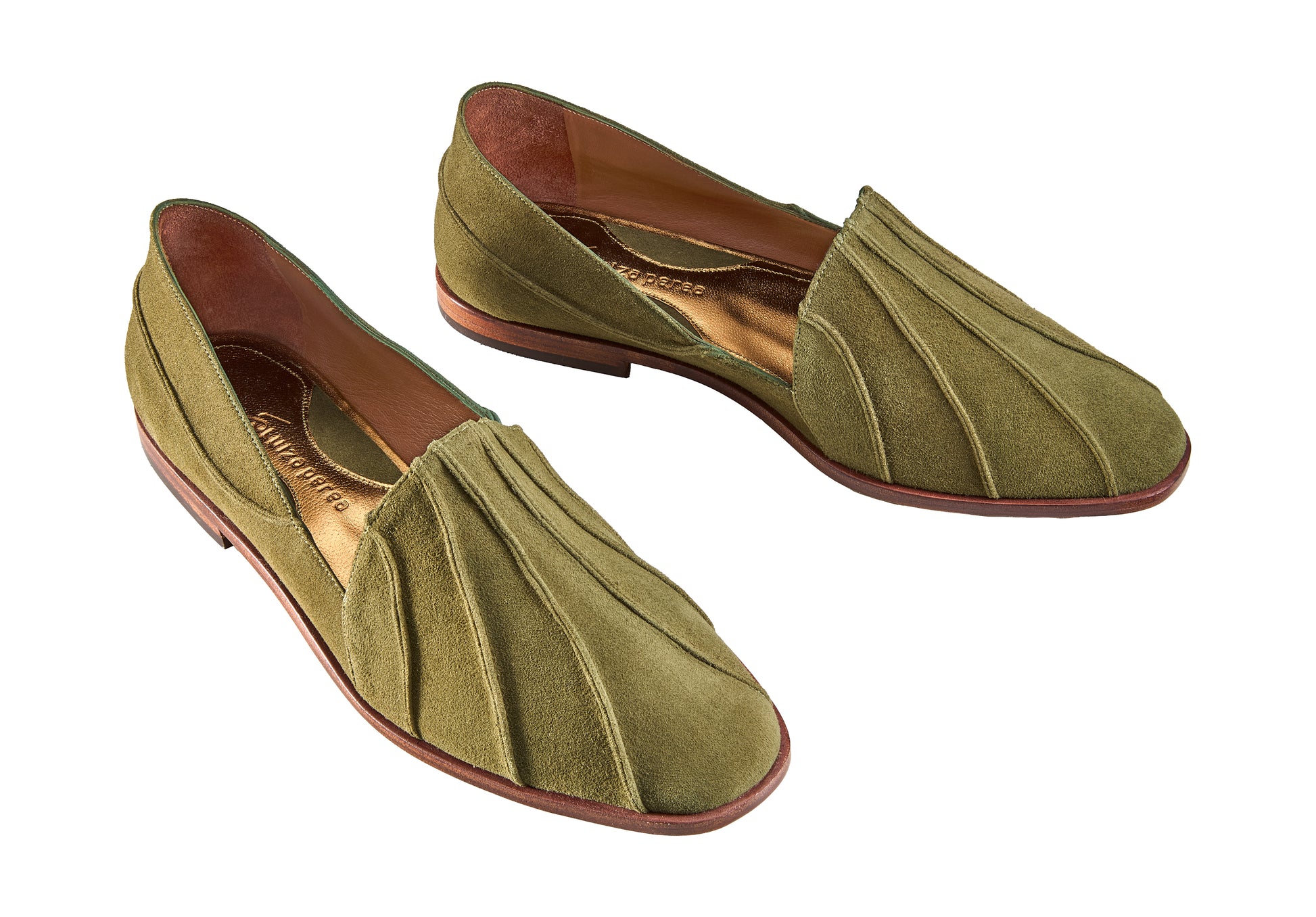 mocassim artesanal de couro verde