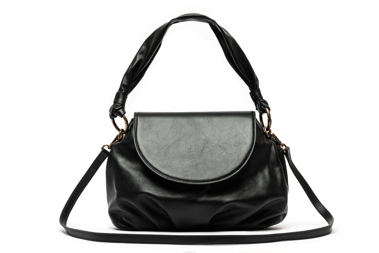bolsa artesanal de couro preto a tiracolo