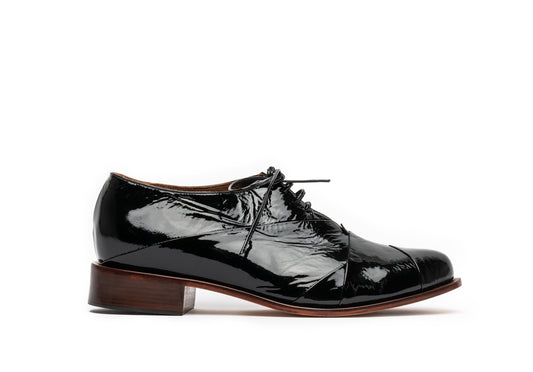 Oxford Recortes Verniz Preto